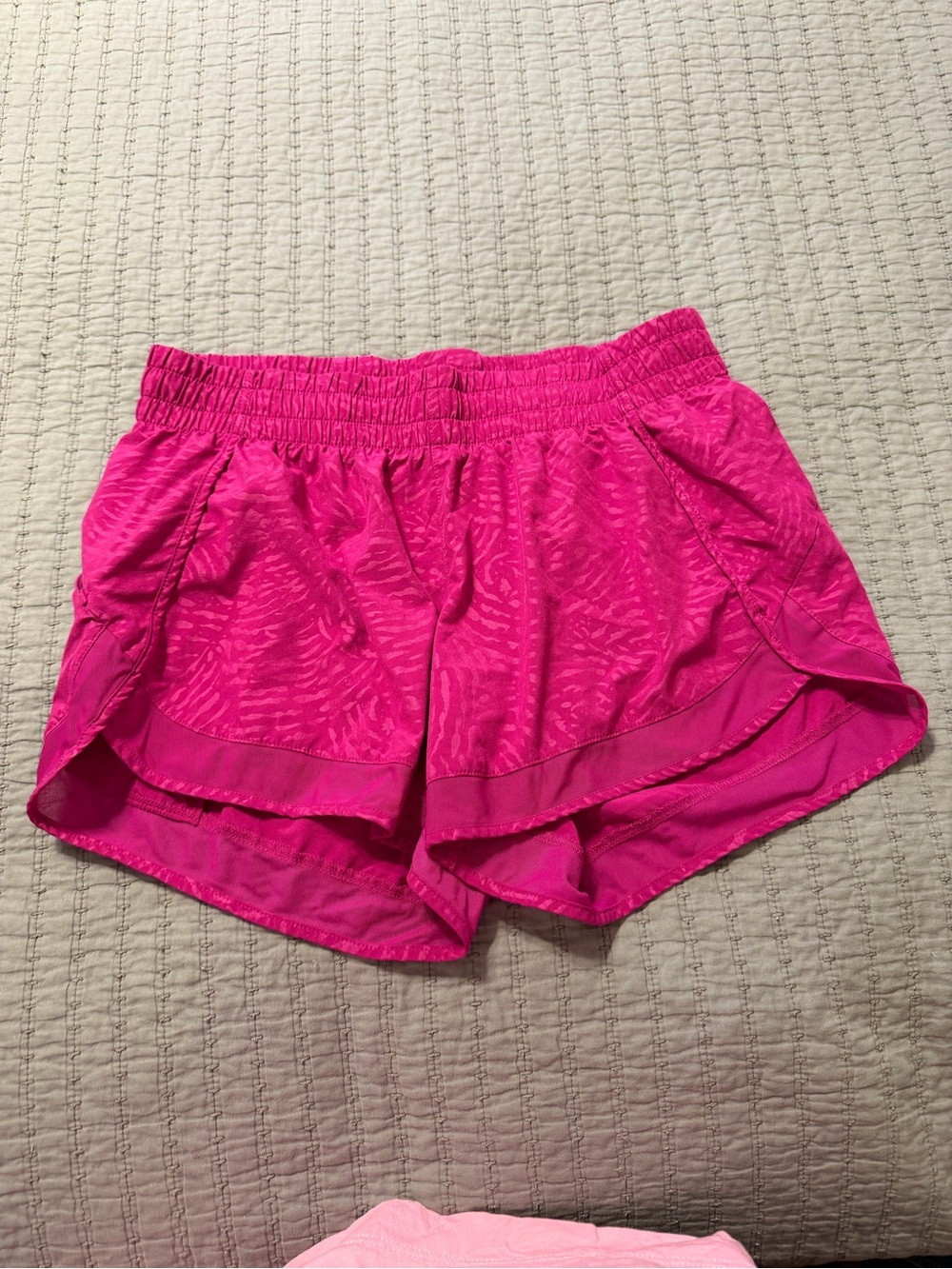 Athleta Printed Mesh Racer Run Short 4”